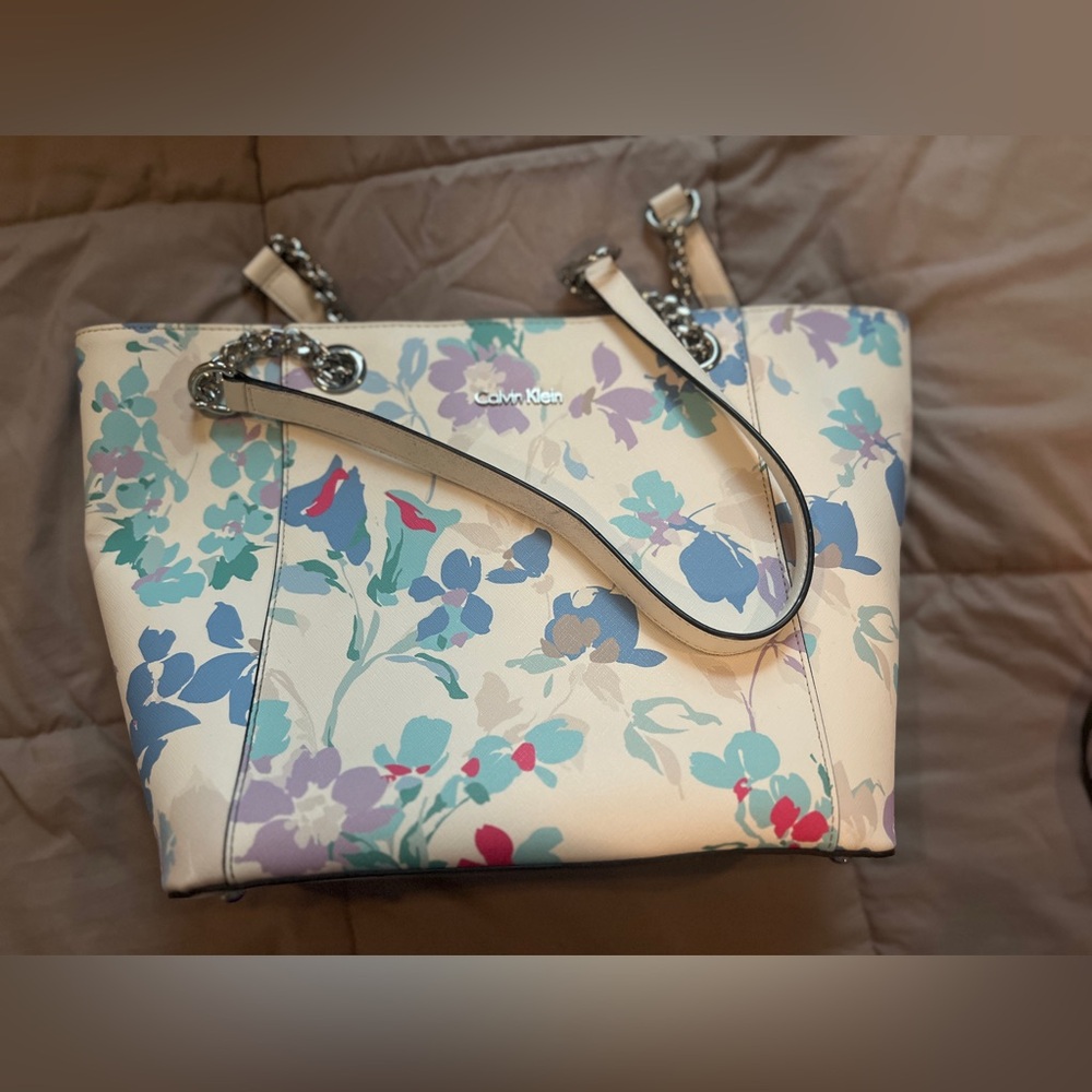 Calvin Klein Floral Shoulder Bag - Cream and Multicolor